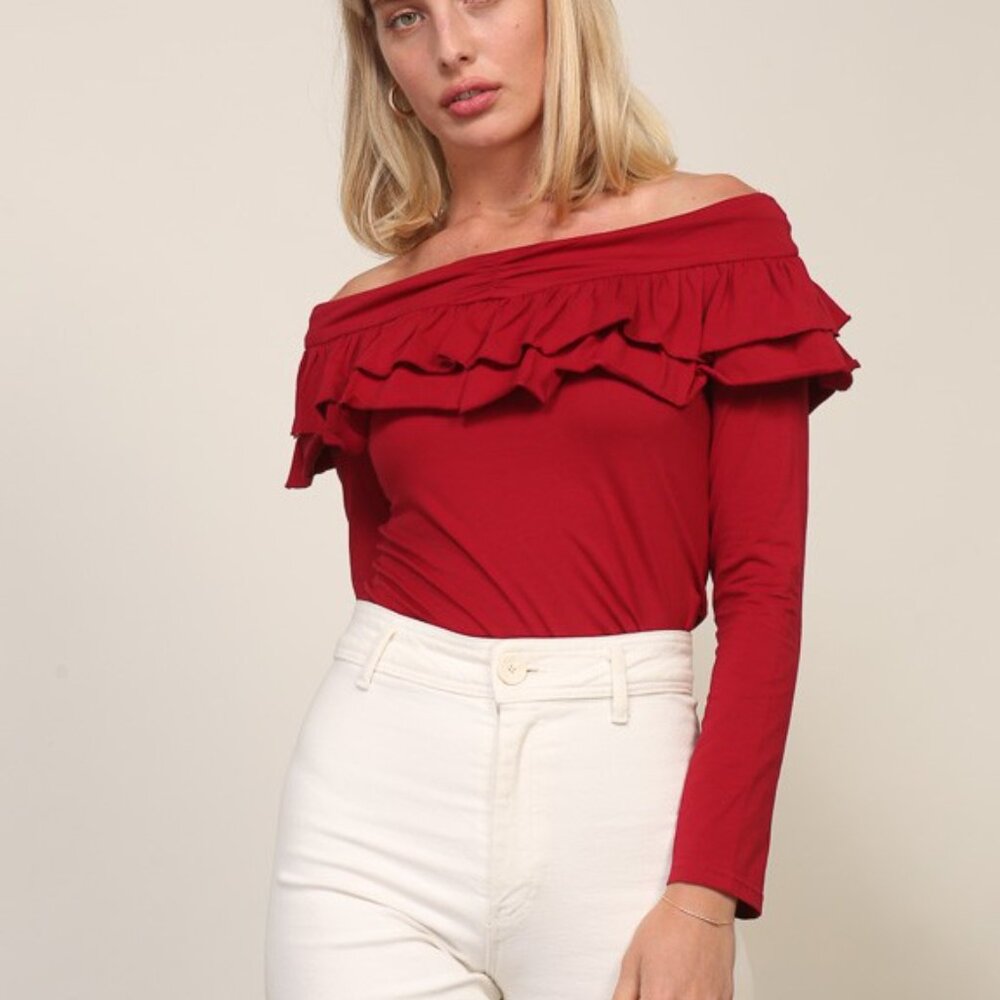 LUMIERE Off-Shoulder Ruffle Top | Cherry Red - Picture 3 of 5